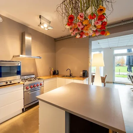 Spacious Group In With Garden * Teuge