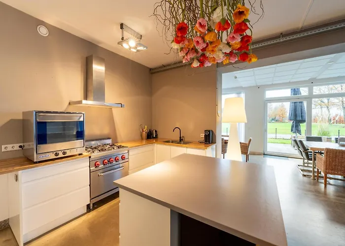 Spacious Group In With Garden * Teuge