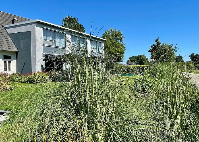 Spacious Group In With Garden * Teuge